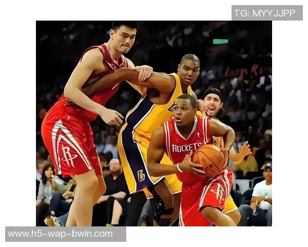 洛瑞成为NBA历史第12位出战超过20个赛季的球员与詹姆斯科比保罗同列